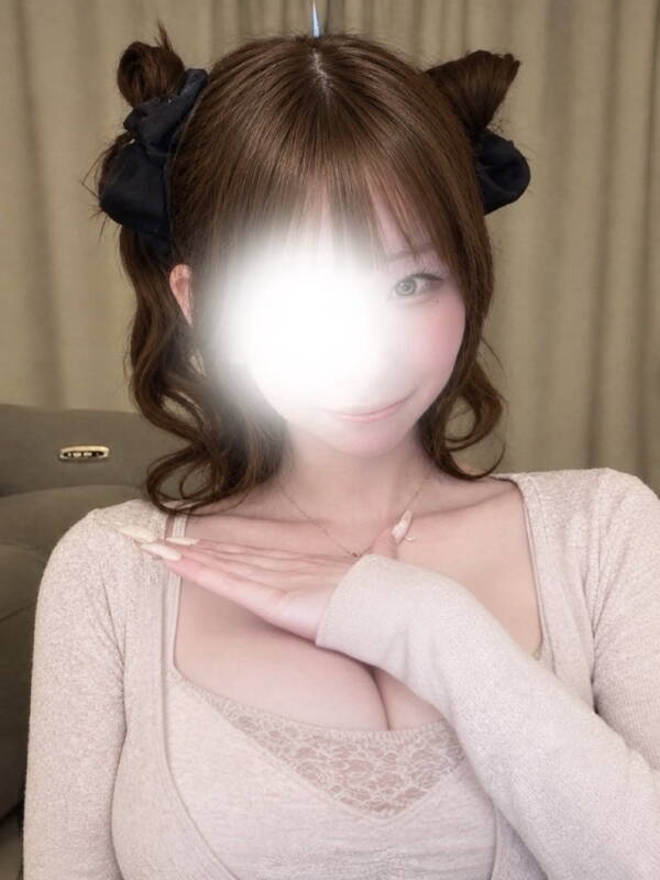 小鳥遊いずみ